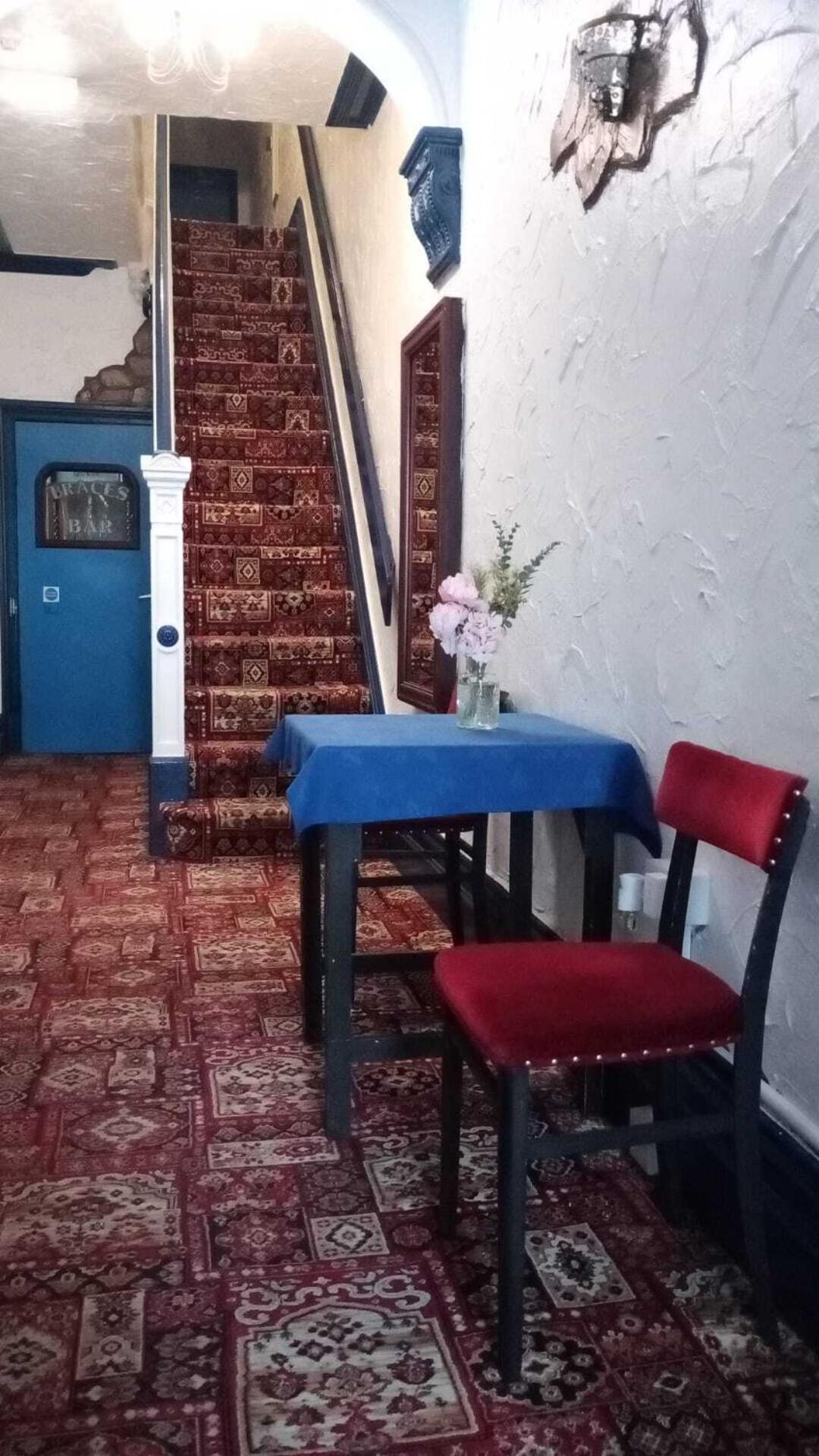 Beach Blackpool Hotel - Great Location, Comfortable Beds Eksteriør bilde
